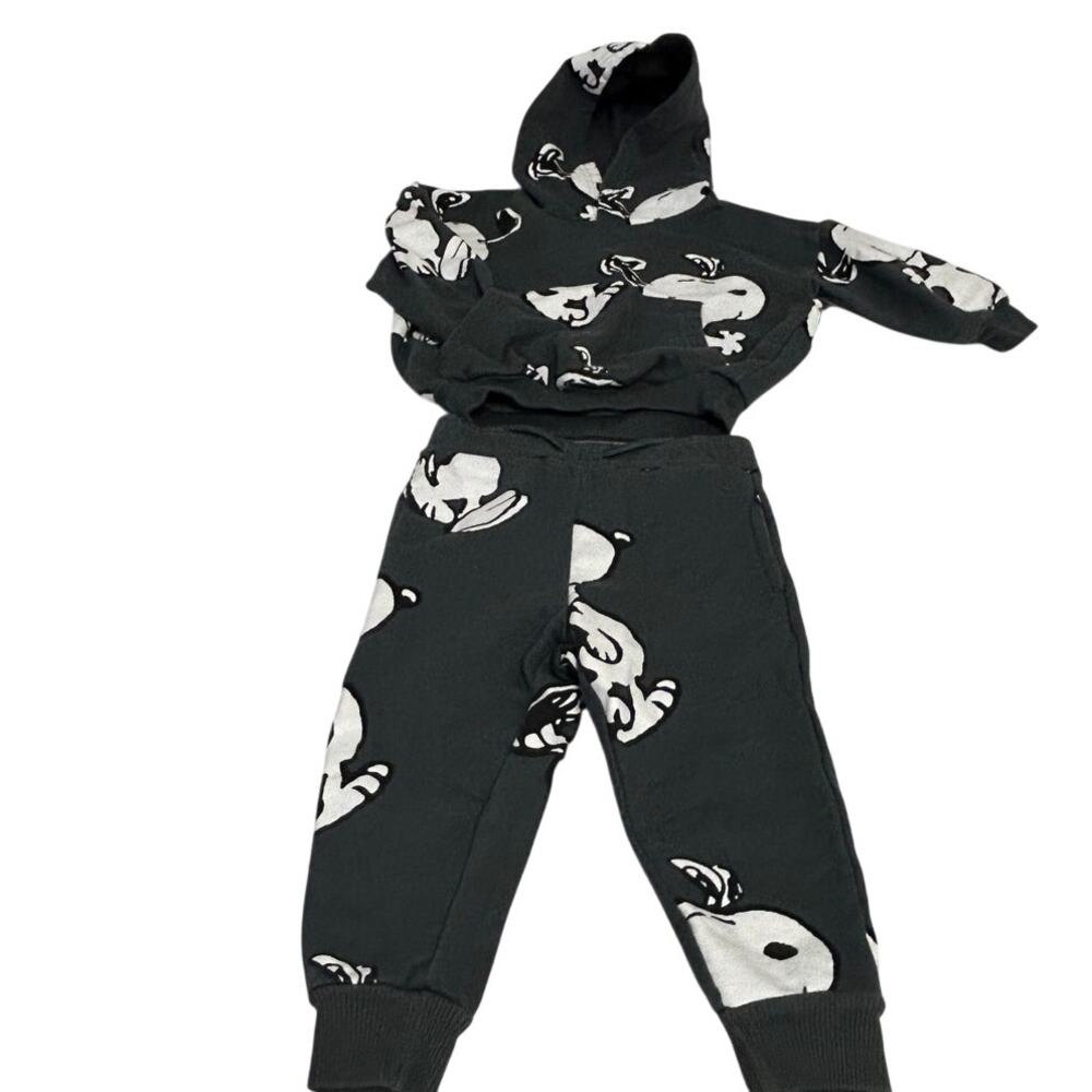 Peanuts Snoopy Toddler 18 mth fleece Outfit set